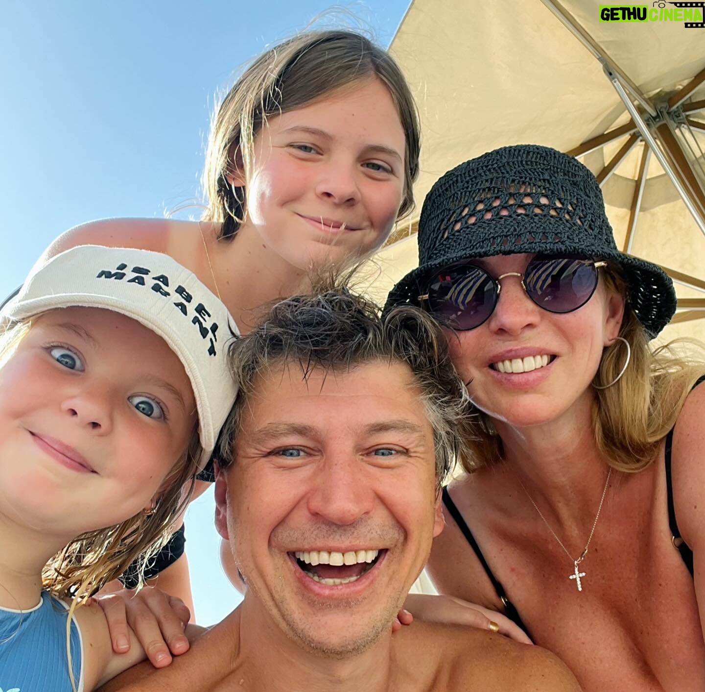 Aleksey Yagudin - 18.2K Likes - Š” ŠæŃŠ°Š·Š“ником, Š»ŃŠ±ŠøŠ¼ŠŗŠø
Š” ŠŠµŠ¶Š“ŃŠ½Š°ŃŠ¾Š“Š½ŃŠ¼ Š¶ŠµŠ½ŃŠŗŠøŠ¼ Š“Š½ŃŠ¼ š·š·š·
@tatianatotmyanina @yagudinaliza @michelyagudina ā¤ļøā¤ļøā¤ļø