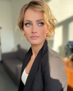 Actress Alena Kolomina HD Instagram Photos and Wallpapers February 2024