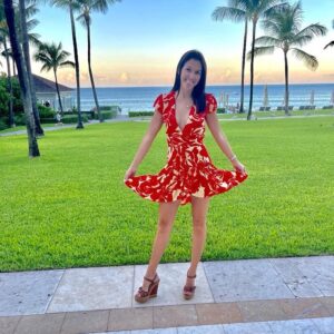 Alessandra Torre Instagram - New dress, who dis?
I’m celebrating the finish of a new book! Get excited because you are going to love this new domestic thriller which is coming in 2022 (no title yet). #amwriting