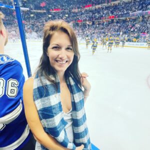Alessandra Torre Instagram - Every time I attend a game, I want to write a #hockeyromance novel. Which ones are your favorite?