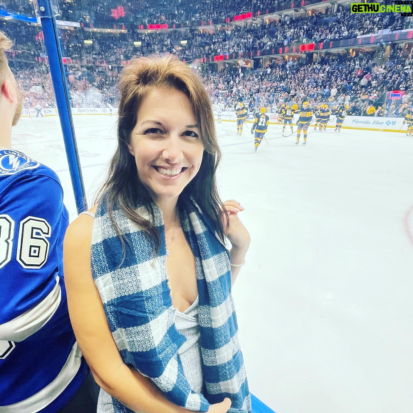 Alessandra Torre - 483 Likes - Every time I attend a game, I want to write a #hockeyromance novel. Which ones are your favorite?
