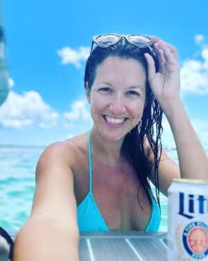 Alessandra Torre Instagram - Cheers to the weekend! 🥳 I’m a happy girl - four days in a row of great writing sessions *plus* I have a book release this Friday!