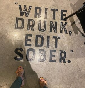 Alessandra Torre Instagram - It’s eggnog season! Yay or nay? #authorsofinstagram #mostwonderfultimeoftheyear