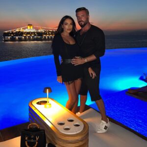 Alessio Instagram - Una serata magica 💫❤️🇬🇷#love #mikonos #agosto #2022 #cavotagoomykonos #live #life#lifestyle #style #man #woman #girls #followforfollowback #following #followers #likesforlike #liketime #❤️