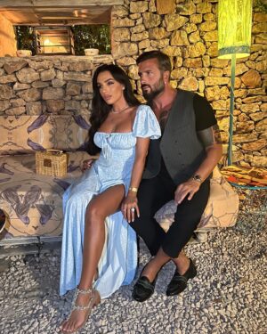 Alessio Instagram - TE PORT PURE A LUNA SI MO DICE❤️
@anitadamianoreal 😍 #formentera 🇪🇸 #agosto #2022 #isla #amour #noi #love #uniti #follewers #summer #bom #famíla #vacanze
