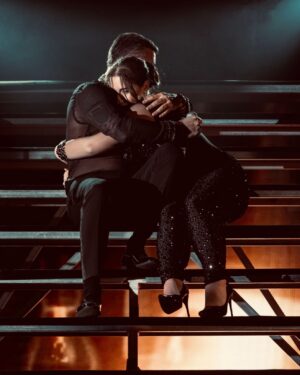 Alessio Instagram - TUTTA ‘A VITA CU’ TE❤️👨‍👧
 #fotografía #concert #love #padreefiglia #napulè #magia #colori #6gennaio #2024 #palapartenope