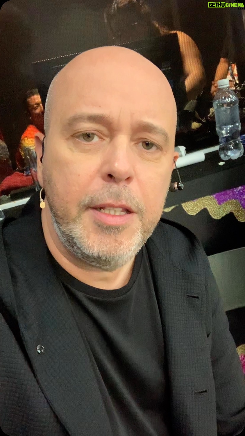 Alex Escobar - 3.3K Likes - Agora é no RJ! @karinealveska