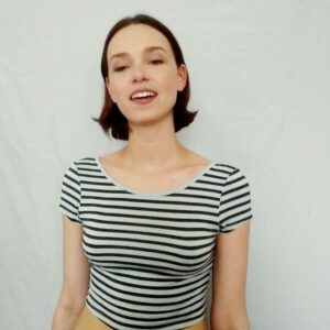 Alex Essoe Instagram - Rare footage of me smiling.

#audition #selftape #slate #smilesformiles #smilelessons #beguilethesmile #smiledenial