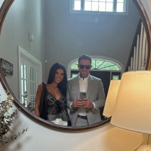 Alex Kompothecras Instagram - Saratoga 🐎🖤🥂