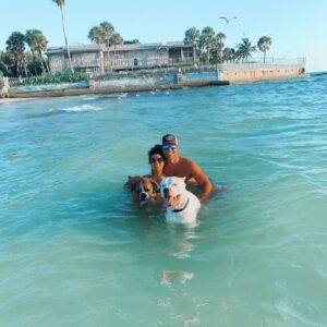Alex Kompothecras Instagram - Happy Valentine’s Day!❤️🌊