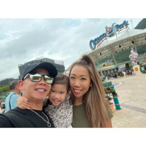 Alex Lam Chi-Sin Instagram - 🐬海洋公園🐳
小乖乖自從上次去過之後
久不久就會問幾時去睇魚
上一次嘅體驗令佢好難忘
終於可以有時間再去多次
今次好叻比上次行咗更耐
仲講咗好多嘢話上次睇過
好似導遊咁樣帶我周圍去
再次多謝🙏🏽🙏🏽🙏🏽 kimmy
@hkoceanpark 
安排我一家呢個開心體驗
亦多多謝🙏🏽🙏🏽🙏🏽 Vivian
幫我預訂豐富嘅自助晚餐
@hongkongoceanparkmarriott 
#HKOceanPark
#HKOceanParkMarriott
#海洋公園 #海龍王餐廳 
#海洋公園萬豪酒店