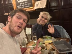 Alex MacNicoll Instagram - Scotland, Round II 🏴󠁧󠁢󠁳󠁣󠁴󠁿 

Edinburgh Fringe Fest 🤡
&
Glasgow ⚽️
