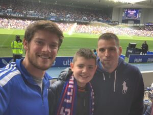 Alex MacNicoll Instagram - Scotland, Round II 🏴󠁧󠁢󠁳󠁣󠁴󠁿 

Edinburgh Fringe Fest 🤡
&
Glasgow ⚽️