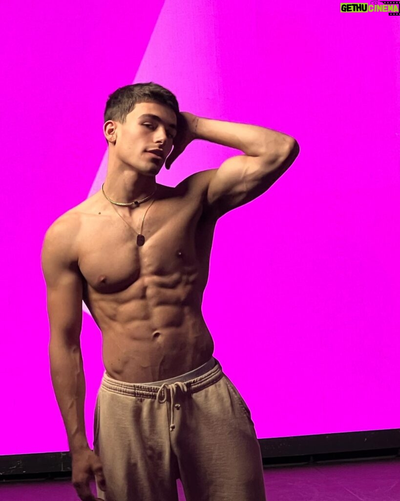 Actor Alex Mandon Rey HD Instagram Photos and Wallpapers May 2023 ...