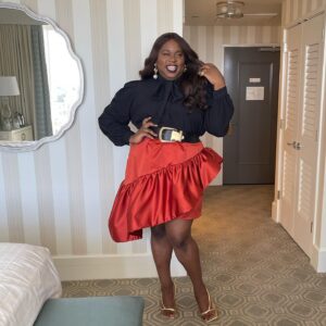 Alex Newell Instagram - Baby they closed the carpet but my team did that!!!! @criticschoice @richardnormangrant @brandyallen @sarahmkparis