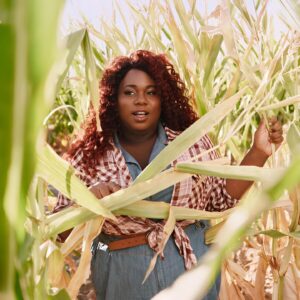 Alex Newell Instagram - It’s Corn! Mama’s coming back!!! With a new name!! Lulu!! I can’t wait for you all to see this one come on and get Shucked!!! 📸 @emiliomadrid