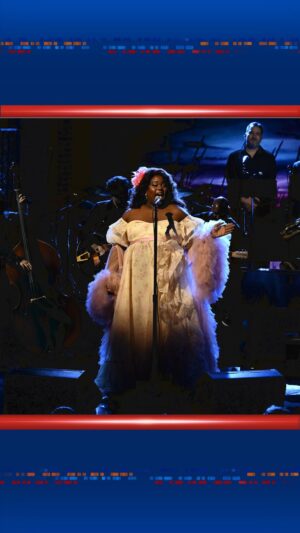 Alex Newell Instagram - Tony-winner @thealexnewell graced our stage with a soulful performance of “Independently Owned” from the Broadway show, @shuckedmusical. 💙 🎶

#Colbert