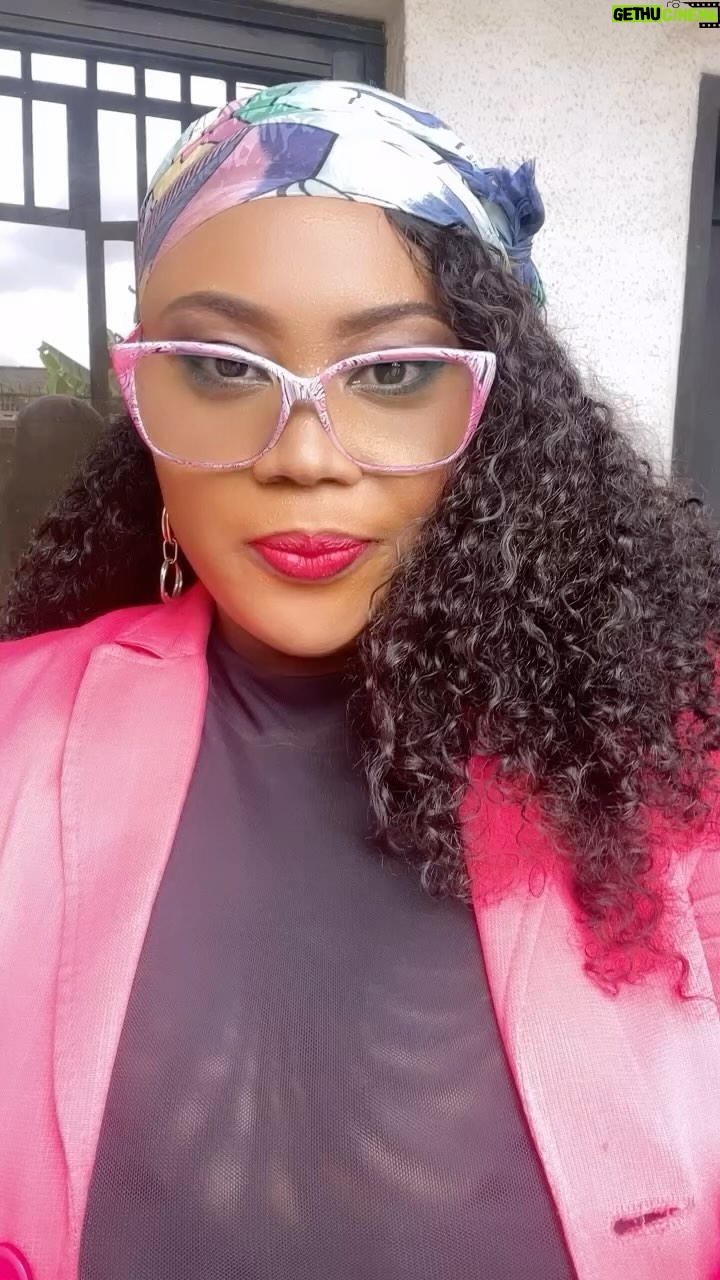 Alex Okoroji - 3 Likes - The greatest part of honoring yourself and your talents is realizing that no earthly possessions should ever come between you and your self-expression. Always be YOU.
#alexokoroji #queenofexpression #artist #entertainment #positivity #positiveenergy #goodvibes #selflove #growthmindset