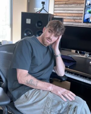 Alex Pall Instagram - I’ve known Drew for over 11 years now… we met essentially on a blind man date in NYC at our managers. After some formalities about who our favorite artists were and what kind of beer we preferred we both decided it was fate. We would pour our heart and souls into building The Chainsmokers and then using that platform to branch out and create other adjacent things we were passionate about. It certainly hasnt always been a straight line but I’ve never met anyone in my entire life I’ve been more aligned with not just in our goals but how we wanted to achieve them. Over the 11 years a lot has changed in my life but the one thing that’s always remained constant beyond my goofy personality is my friendship with Drew. I love this guy and I know a lot of you do too… happy birthday brother!