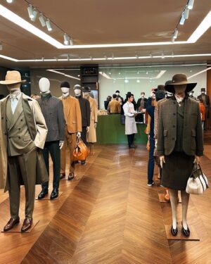 Álex Pastrana Instagram - Had the greatest time with my @loropiana family

This FW24 and 100TH anniversary collection definetly feels next level.

Watching the cardo machine (yes this hybrid man made  nature machine) was incredible. Plus the ski capsule collection with the new graphene fabric… Thank you team 

#LoroPiana
#LoroPianaFW24