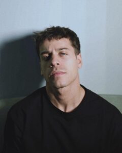 Actor Álex Pastrana HD Instagram Photos and Wallpapers February 2024