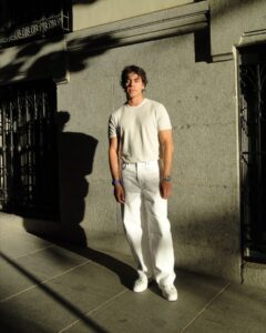 Actor Álex Pastrana HD Instagram Photos and Wallpapers June 2024