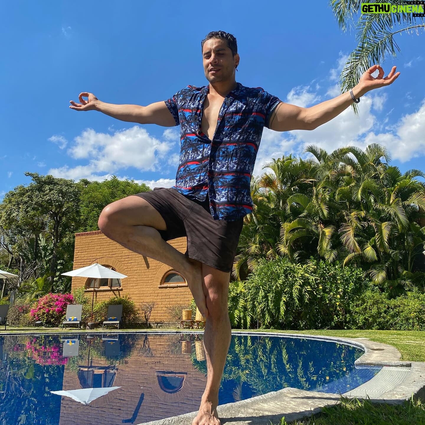 Álex Perea - 13.1K Likes - Súper random…