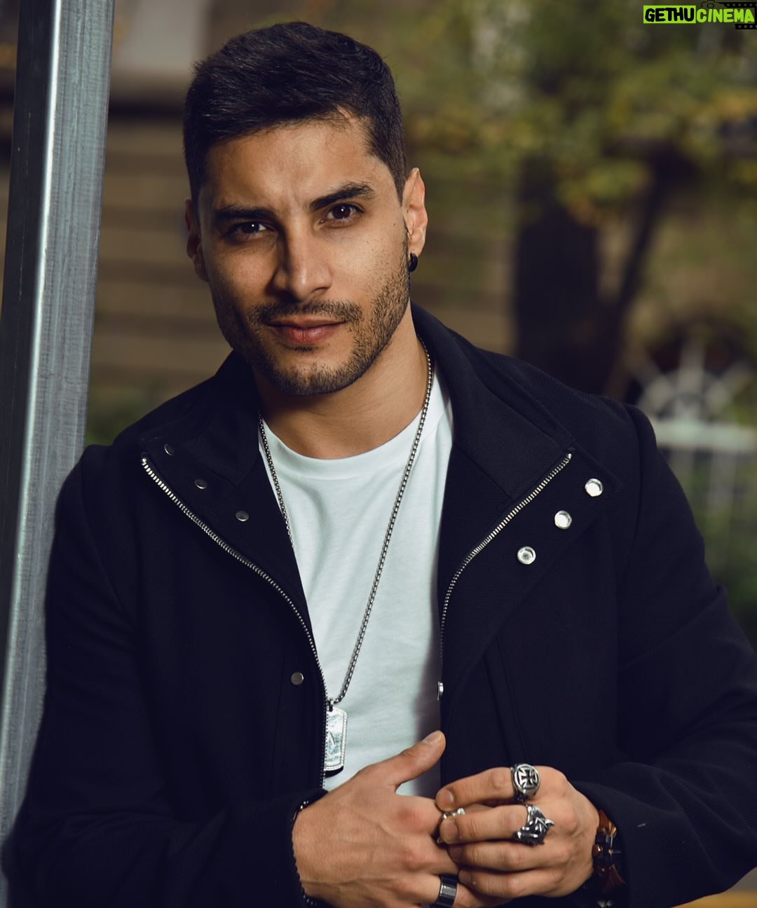 Álex Perea - 9.9K Likes - ✨🖤
.
.
.
Fotografía @alexpadronphoto