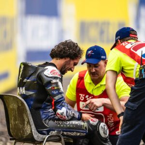 Álex Rins Instagram - After this crash and the surgery I’ll need to sit out of the #GermanGP. Now its time to keep our motivation bigger than ever. We have worked very hard to develop the bike and our time will come. We keep fighting, we keep working and I’ll see you soon!

#MotoGP #Yamaha #42ins
