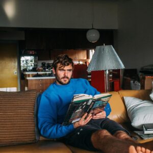 Alex Roe Instagram - Shame I can’t read 📸 @davidaltobelli