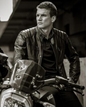 Alex Russell Instagram - Dear SWAT fans,

As many of you will now be aware, I will not be returning as a series regular in season 7. 

I’m so very thankful for having had the opportunity to bring Jim Street to life and for having shared this incredible experience with my SWAT family - it’s been a blast.

All of us at SWAT are forever grateful to each and every fan for making our amazing job possible.

I know in this final season, we’ll give you the grand finish you deserve and don’t worry, you haven’t seen the last of Jim Street yet! 😊

With love and gratitude,
Alex