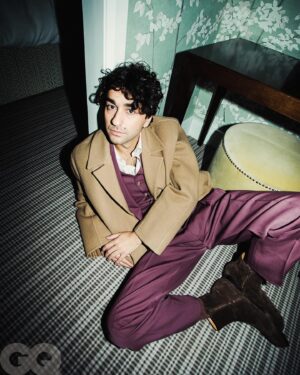 Alex Wolff Instagram - Thank you @britishgq @paulsmithdesign @keoghan92 & @asabopp for pasta