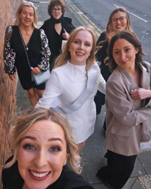 Alexa Davies Instagram - Hen did. Three cheers and a million thanks for the woman who made it all happen, @bethgwyncarb. And to her co-conspirator @cescadolan. And, of course, to the wonderful bunch who celebrated with me.