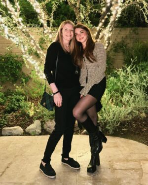 Alexa Sutherland Instagram - #HallmarkPartner A lovely evening getting to spend time with so many other mothers and daughters celebrating Season 2 of #TheWayHome which premiers Sunday at 9/8c on @HallmarkChannel 🥰 @chy_leigh, @sadie_snow, @evanmwilliams, #andiemacdowell