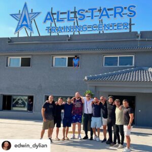 Alexander Gustafsson Instagram - From nothing to one of Europes biggest gym!
@andreasthegeneral @felipelimamma @davidteymur @irmansmajic @alexthemauler @rezamaddog @majdishammas @edwin_dylian @ishoochrist @muuchomma @allstarsgymspain