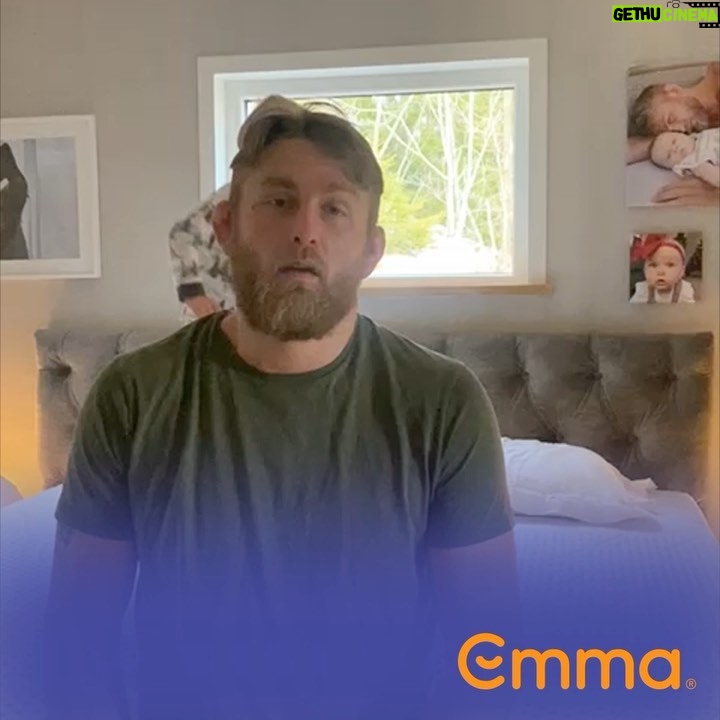 Alexander Gustafsson - 2.1K Likes - Min sömn och återhämtning är viktig för mig för att jag skall prestera på topp och för att må bra. Tack vare att jag använt mig av Emmas säng under en period så får jag en god natts sömn och en förbättrad prestationsförmåga.
Ni har 100 nätters provsömn så testa ni också👆🏻Glöm inte att använda min kod ”Mauler” och få ytterligare 5% rabatt på hemsidan och då har ni upp till 65% rabatt. @emma_madrass
#emmamadrass
#sömntips