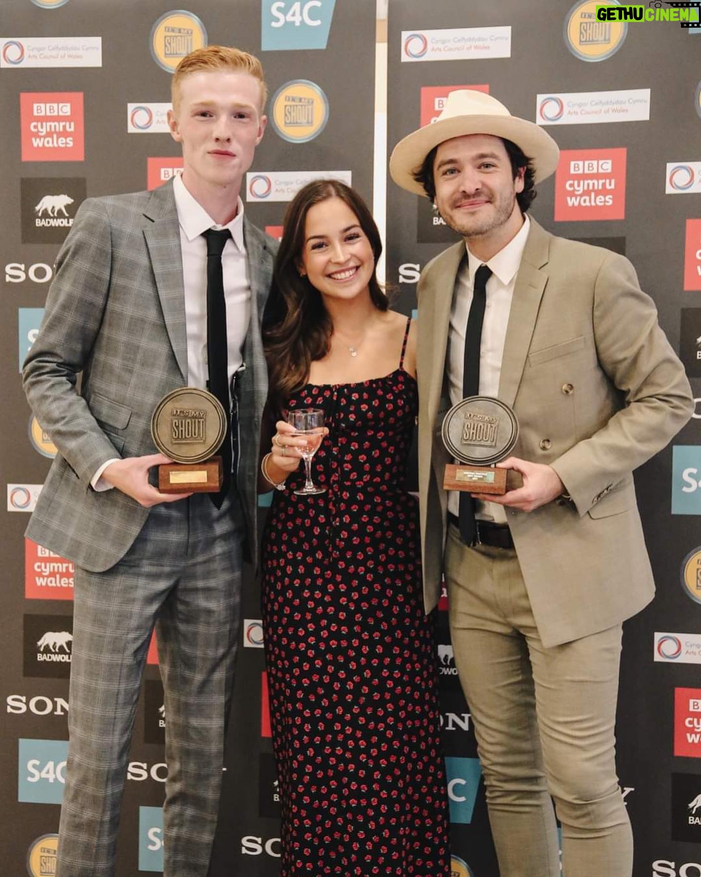 Alexander Vlahos - 2.8K Likes - Thinking about that time where #IAmOne 🛵 picked up a couple of awards at @itsmyshoutltd. Again, so proud of the cast @peter__devlin, @catrinf93, @jude_blake, @marklewisjones64 and more - also a huge shout out to the wonder behind the camera @ci77a, couldn’t have made the film without your vision!!