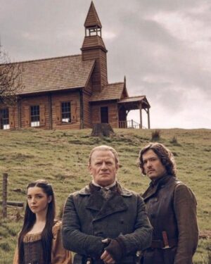 Alexander Vlahos Instagram - Me: Hey Siri, let’s title this picture “the S6 poster that never was…”

Siri: You got it captain!