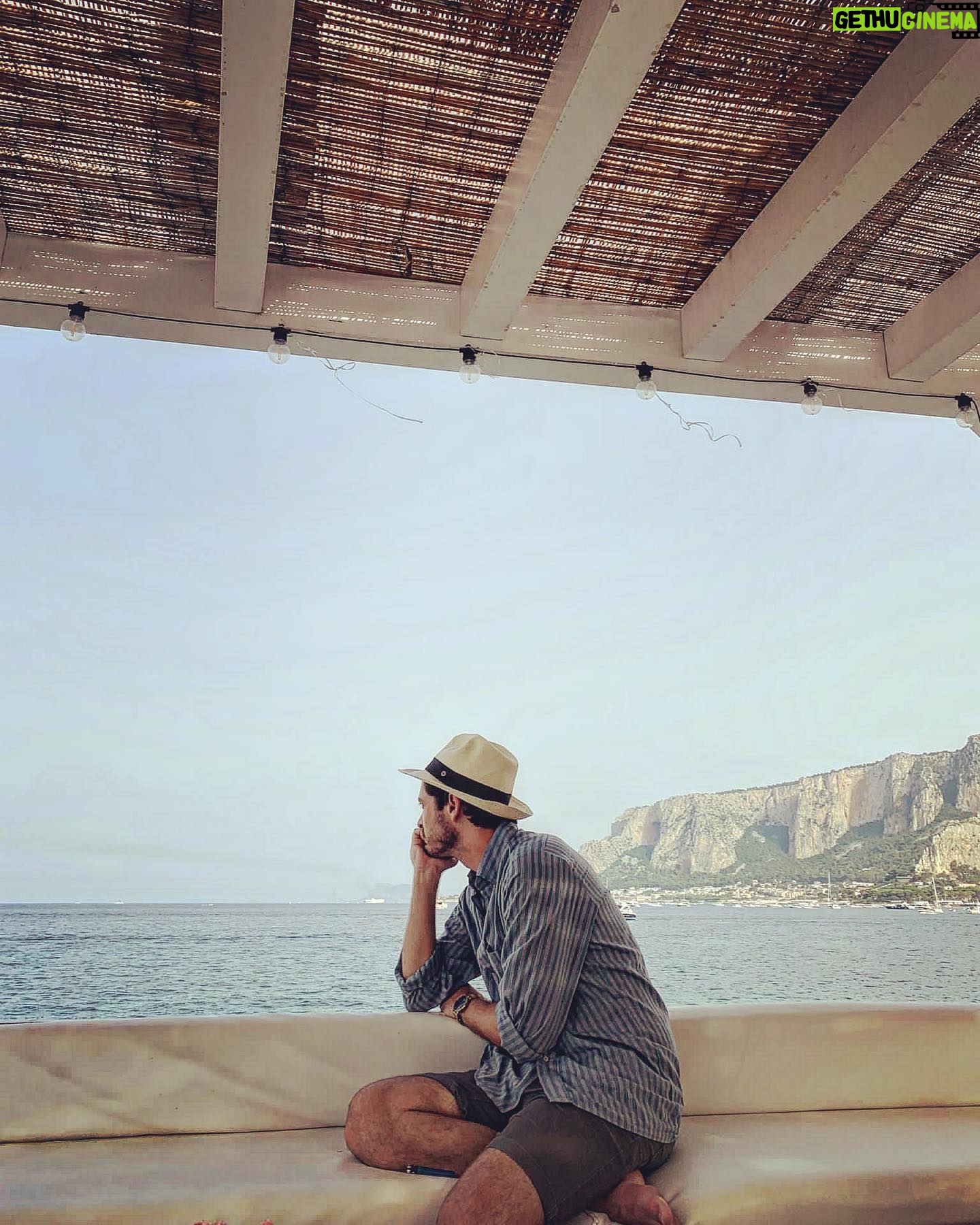 Alexander Vlahos - 5.6K Likes - End of week 3 🎥 It’s been tough this one, mentally for me. Lots of internal struggles that have snuck up. But this crew, this film, this land still has a hold on me 🇮🇹 ❤️