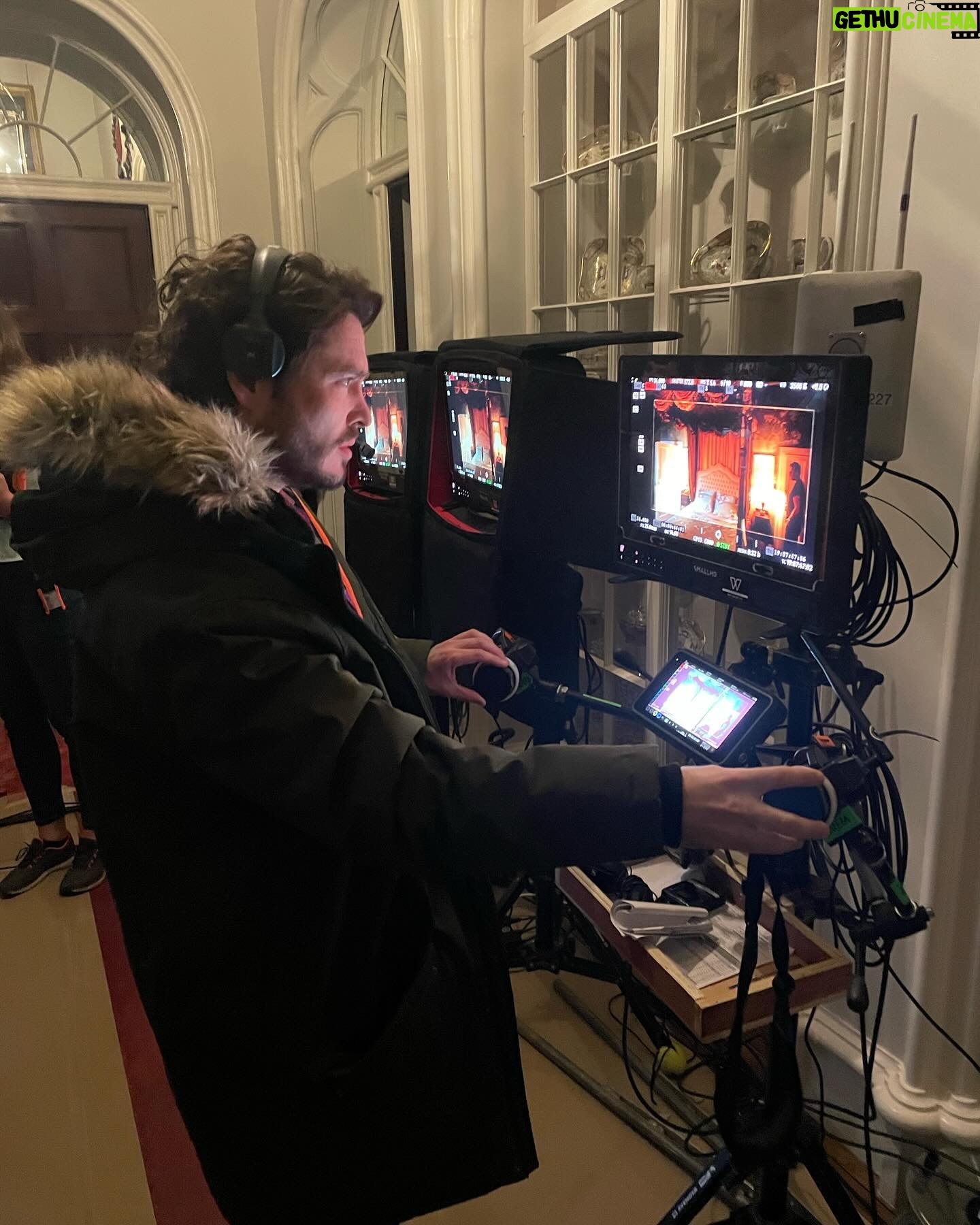 Alexander Vlahos - 9.2K Likes - I do rom-com’s now.
Irish Wish is out tomorrow on @Netflix.