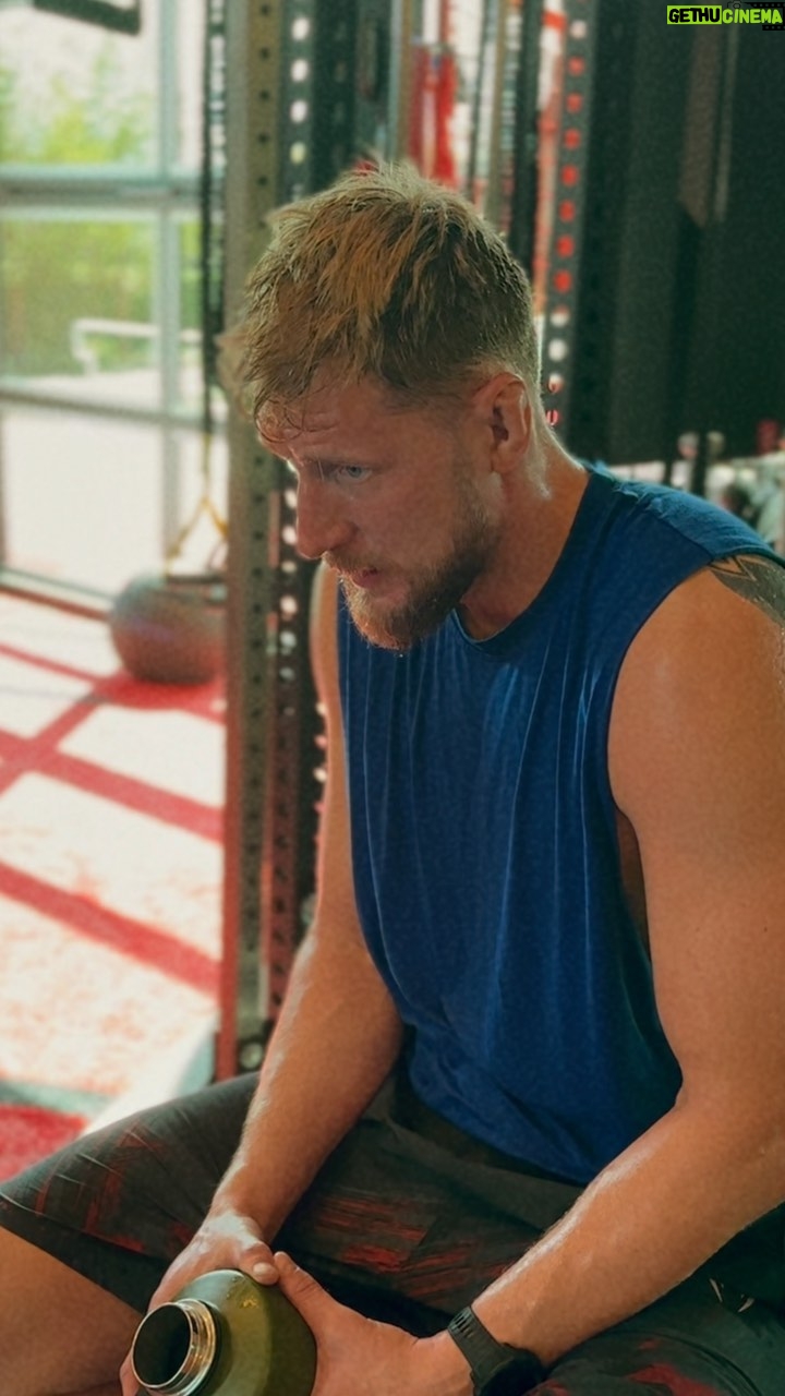 Alexander Volkov - 7.4K Likes - Погнали!