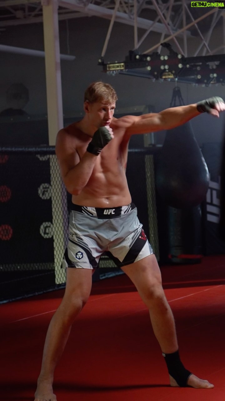 Alexander Volkov - 8.2K Likes - Навсегда на спорте!