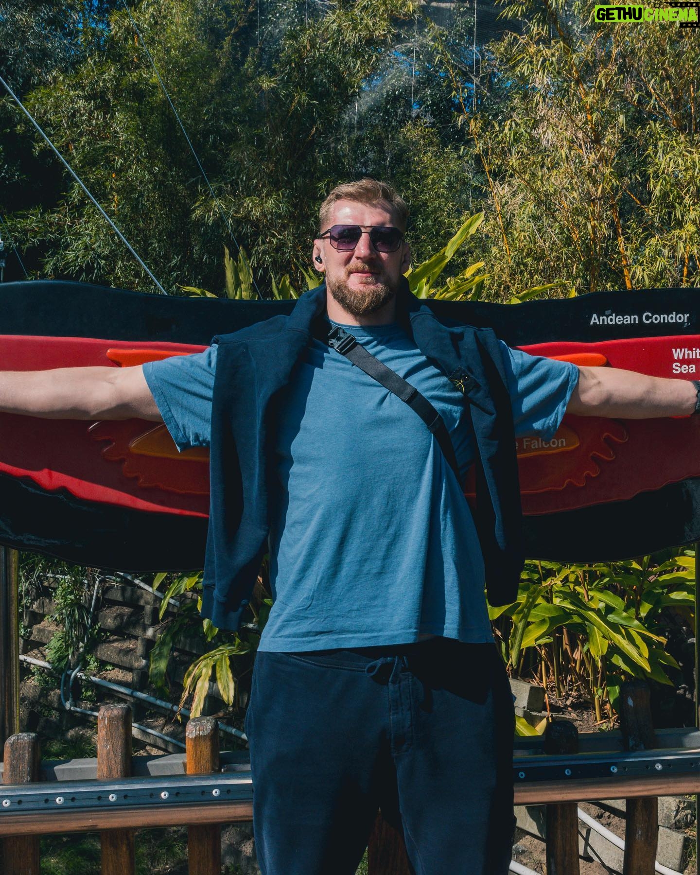 Alexander Volkov - 9.2K Likes - А как проходит ваша неделя?
Я вот в Зоопарке побывал)
Pics.: @javalezec