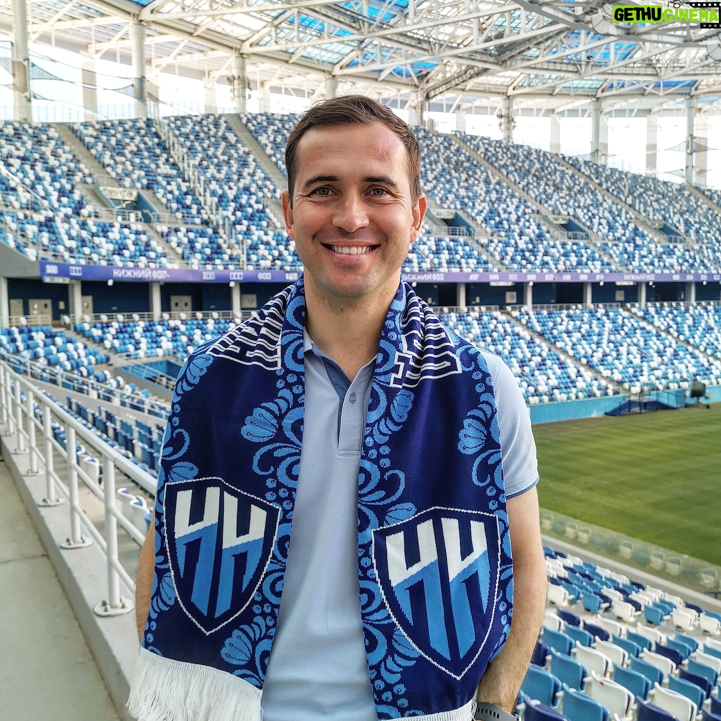 Alexandr Kerzhakov - 21.3K Likes - Очень рад стать частью @fcnizhnynovgorod! Счастлив быть главным тренером команды премьер-лиги на Родине моего отца!