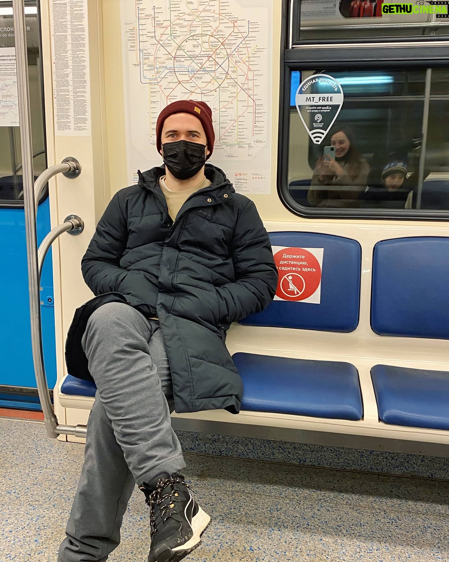 Alexandr Kerzhakov - 10.6K Likes - Chilling in Moscow 😉👍
#moscow #family #holidays