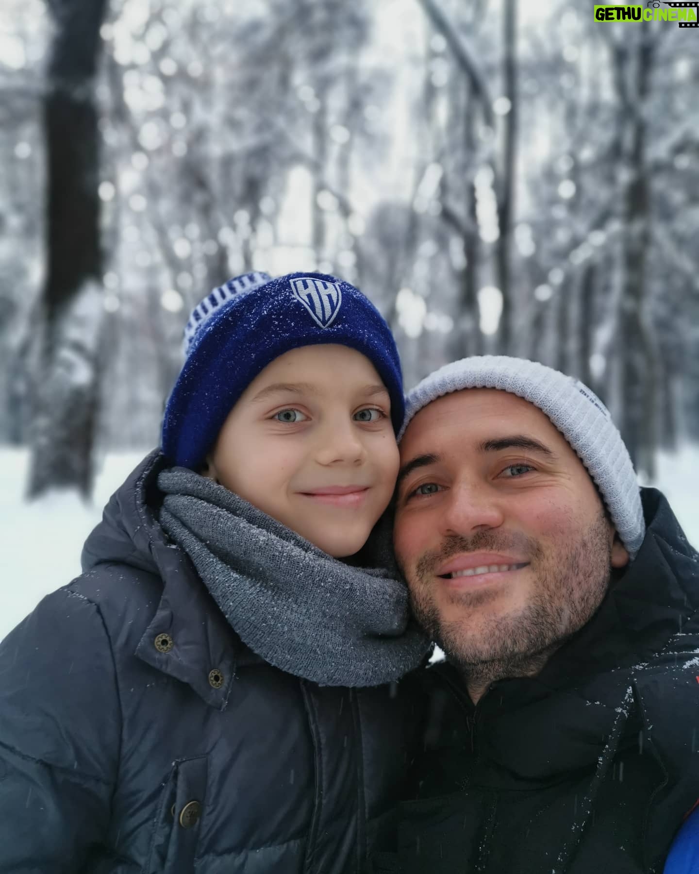 Alexandr Kerzhakov - 7.9K Likes - 💞