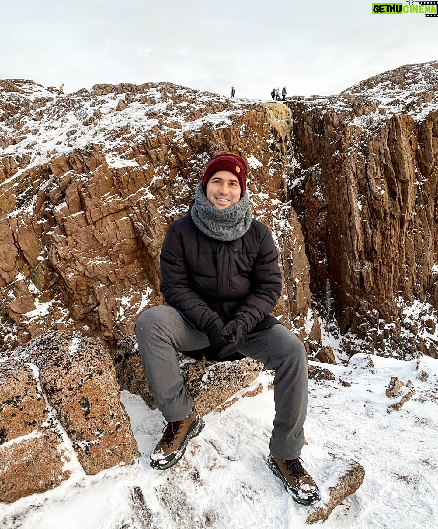 Alexandr Kerzhakov - 10.1K Likes - Гранд-Каньон впечатляет, а вот Аризона погодой не балует🥶
#travel #tourist #holidays