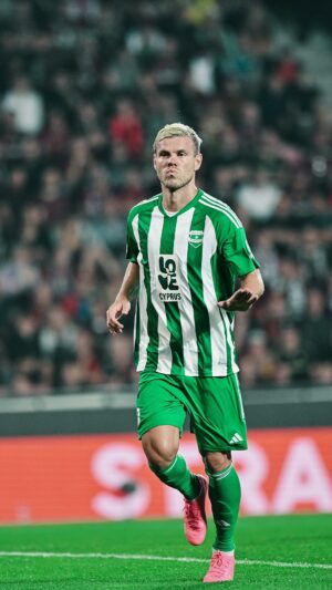 Alexandr Kokorin Instagram - 𝐀 𝐝𝐞𝐛𝐮𝐭 𝐠𝐨𝐚𝐥 𝐢𝐧 𝐔𝐄𝐋 𝐟𝐫𝐨𝐦 𝐚𝐧𝐨𝐭𝐡𝐞𝐫 𝐩𝐨𝐢𝐧𝐭 𝐨𝐟 𝐯𝐢𝐞𝐰 📸

#UEL