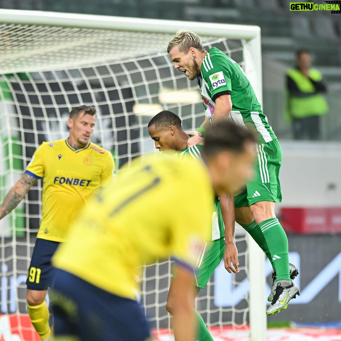 Alexandr Kokorin - 4.8K Likes - This city is green💚