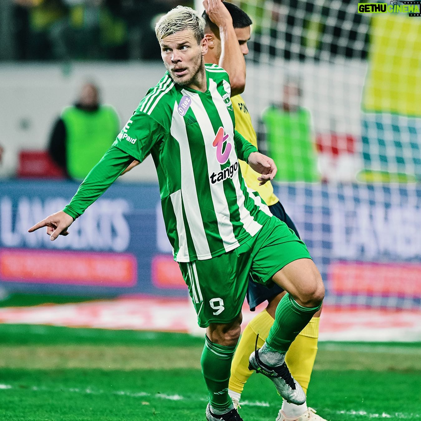 Alexandr Kokorin - 4.8K Likes - This city is green💚